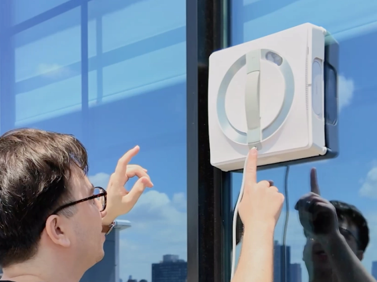 Best Window Cleaning Robot for Hard-to-Reach Windows